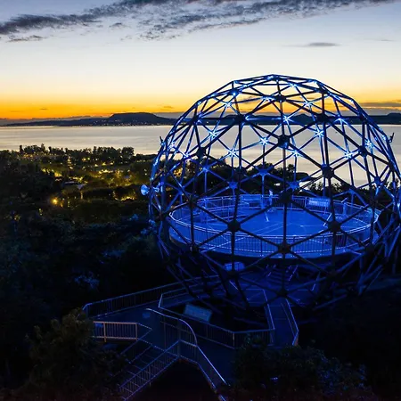 Apartament Lakeside 101 *